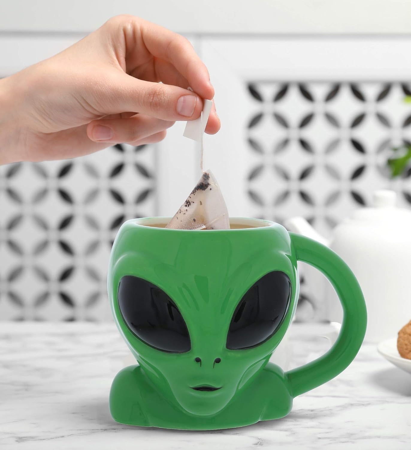 Green Alien Cartoon Novelty Mug